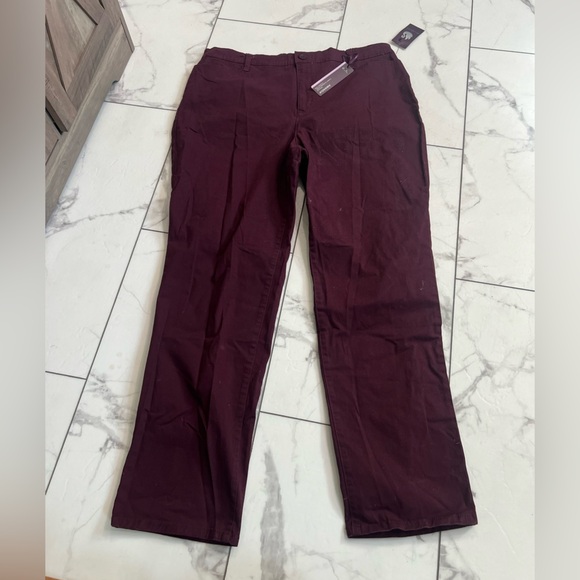 Gloria Vanderbilt Pants - Gloria Vanderbilt Women's Burgundy Chinos